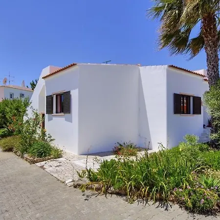 فيلة Sleeps 6 Pool Air Con Wifi Sesmarias